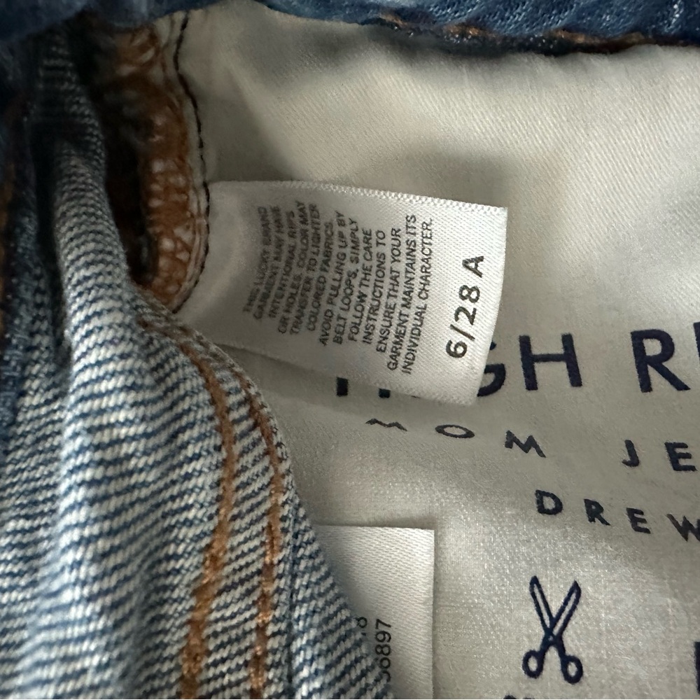 Lucky Brand Light Blue Boyfriend Jeans with Knee Distressing - Picture 4 of 7